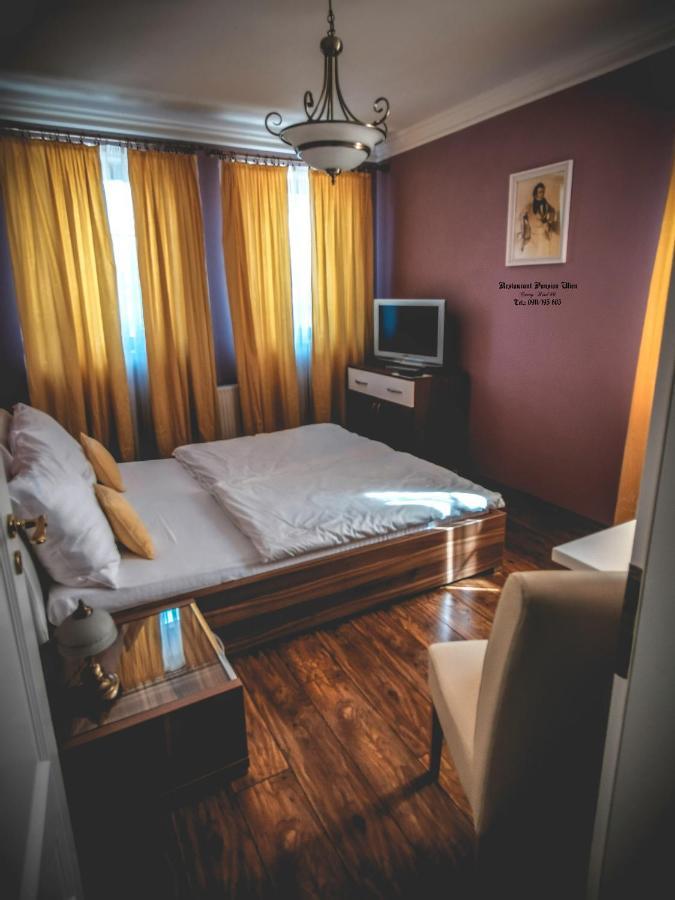 Restaurant Pansion Wien Cierny Brod Экстерьер фото