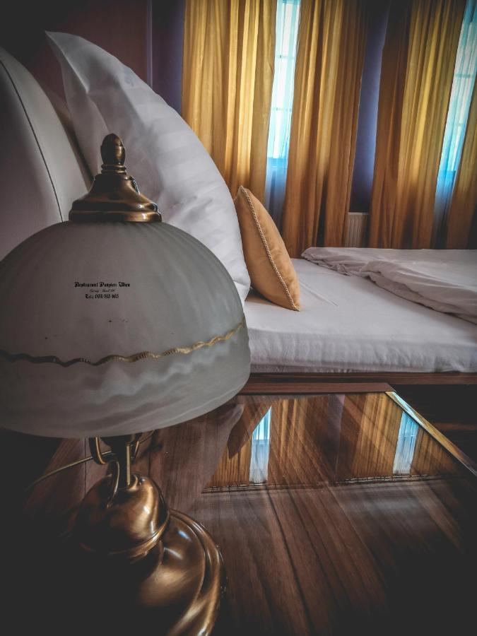 Restaurant Pansion Wien Cierny Brod Экстерьер фото