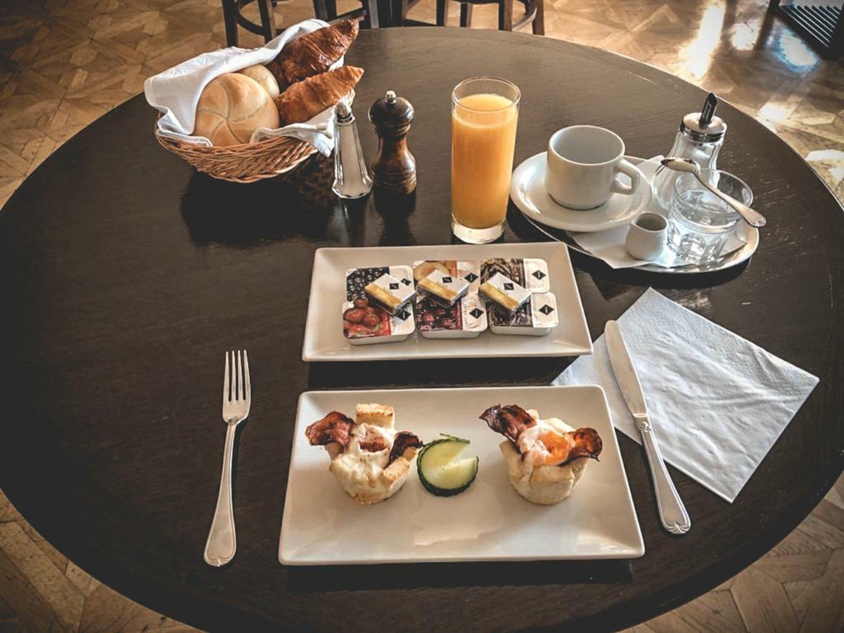 Restaurant Pansion Wien Cierny Brod Экстерьер фото